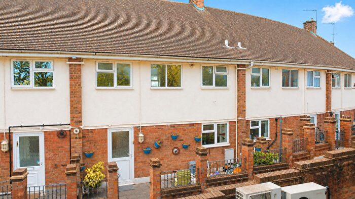 3 Bedroom Maisonette To Rent In Chaulden, Hemel Hempstead, HP1