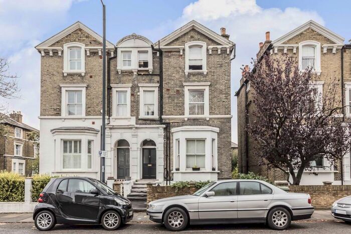 2 Bedroom Flat To Rent In Church Road, Richmond, TW9