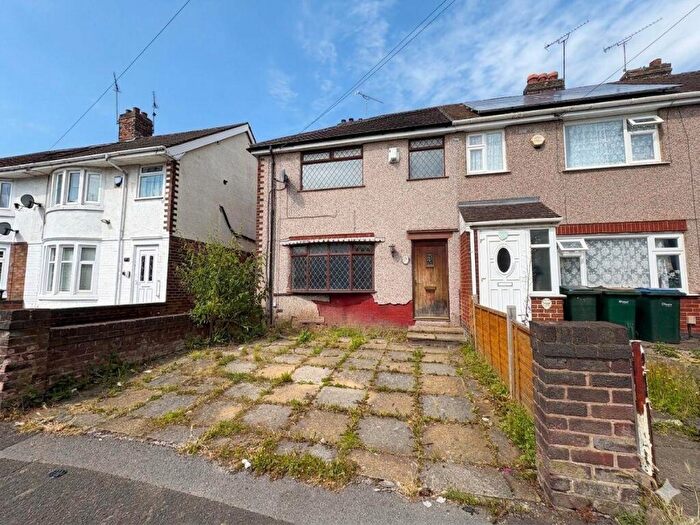 3 Bedroom End Of Terrace House For Sale In Thomas Lane Street, Coventry, CV6