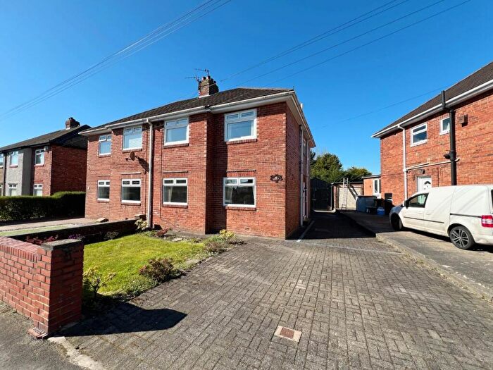3 Bedroom Semi Detached House For Sale In The Crescent, Chilton, DL17