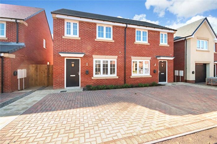 3 Bedroom Semi-Detached House To Rent In Kilmond Way, Durham, DH1