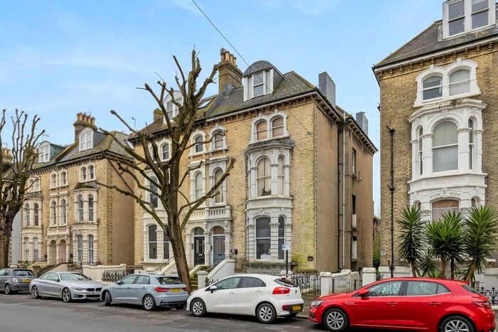 Studio For Sale In Tisbury Road, Hove, BN3