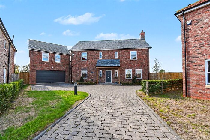 5 Bedroom Property For Sale In Pingley Vale, Brigg, DN20