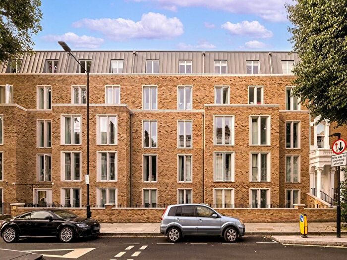 2 Bedroom Flat For Sale In Atelier Apartments, Sinclair Road, London, W14