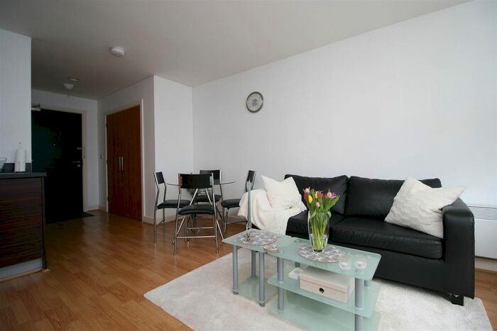 Studio To Rent In Sherborne Street, Edgbaston, Birmingham, B16