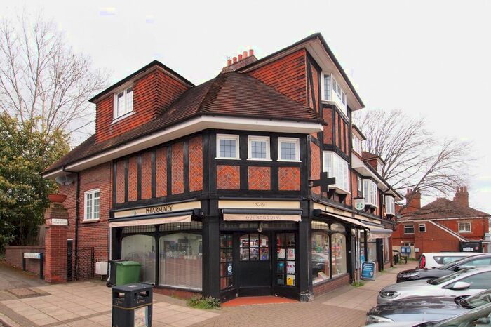 3 Bedroom Maisonette To Rent In Epsom Road, Ewell Village, KT17