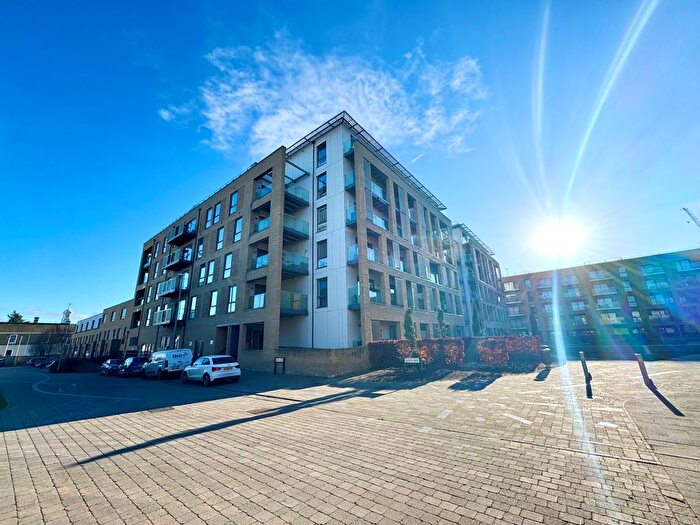 2 Bedroom Flat To Rent In Watson Heights, Chelmsford, Essex, CM1