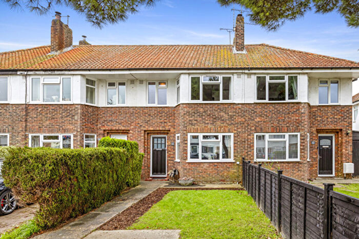 3 Bedroom Terraced House For Sale In Ardingly Drive, Worthing, BN12