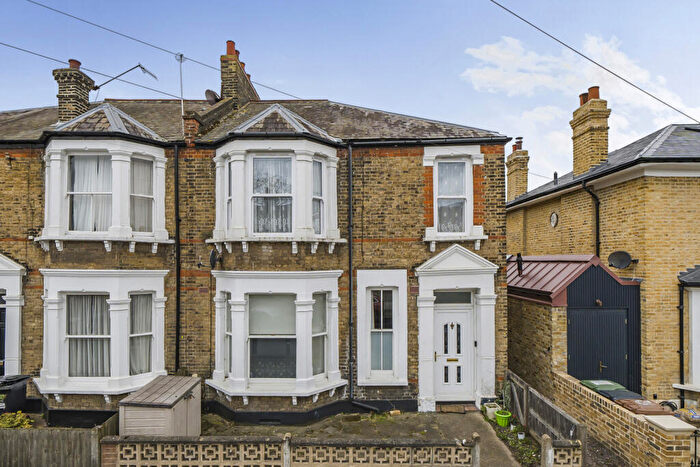 2 Bedroom Apartment For Sale In Manor Lane, Lee, SE12