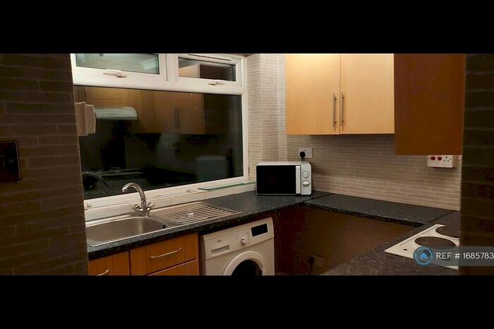 1 Bedroom Flat To Rent In Chirnside, Cramlington, NE23