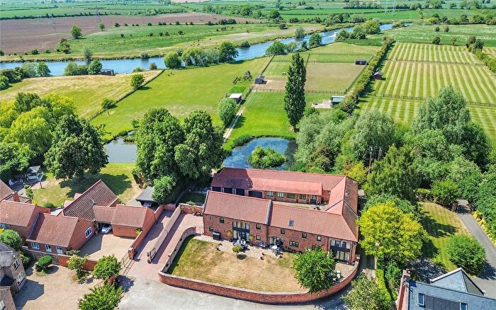 10 Bedroom Equestrian Property For Sale In Old Hall Close, Farndon, Newark, Nottinghamshire, NG24