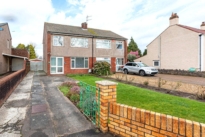 3 Bedroom Semi Detached House For Sale In Cross Hands Road, Pilning, Bristol, South Gloucestershire, BS35