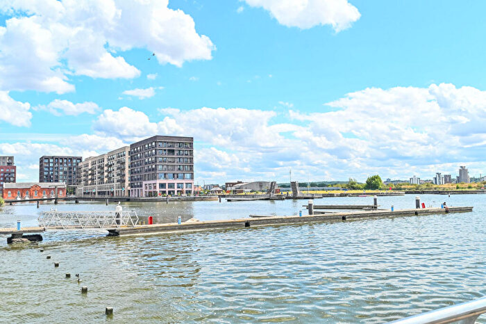2 Bedroom Flat For Sale In Fathom Court, , Royal Docks, London, E16