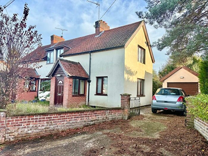 3 Bedroom Semi-Detached House For Sale In The Causeway, Needham Market, Ipswich, IP6