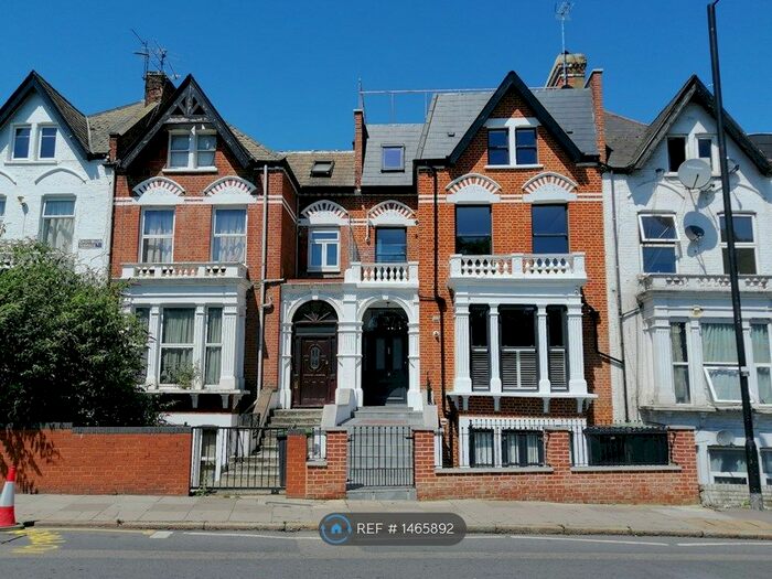 2 Bedroom Flat To Rent In Endymion Road, Greater London, N4