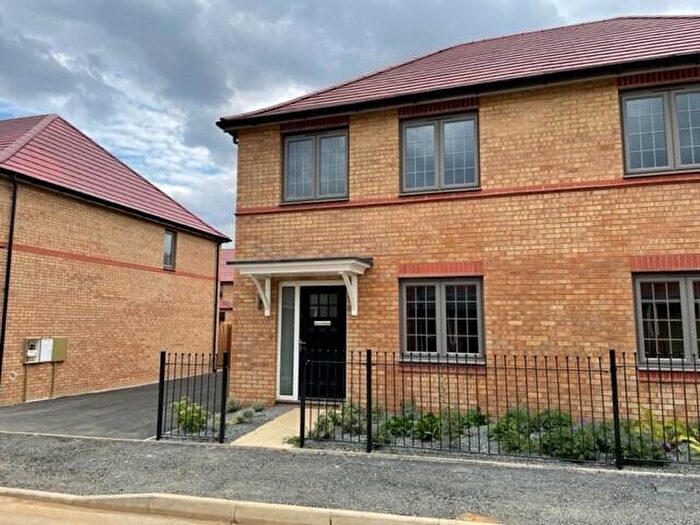 3 Bedroom House To Rent In Cherry Avenue, Market Harborough, LE16