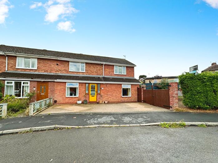 3 Bedroom End Of Terrace House For Sale In Ashmore Crescent, Broseley, TF12