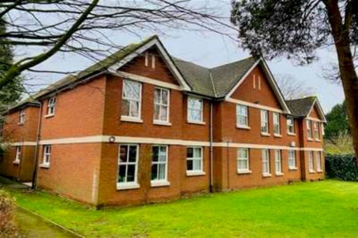 1 Bedroom Flat To Rent In Regents Park Road, Southampton, SO15