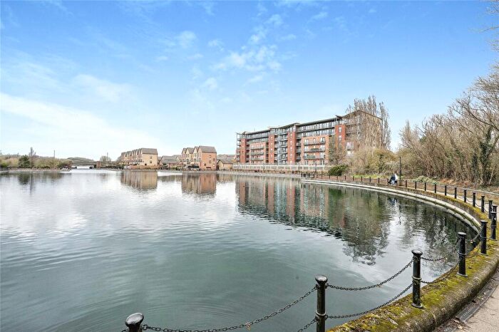 2 Bedroom Flat For Sale In Kentmere Drive, Doncaster, South Yorkshire, DN4