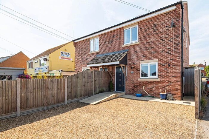 3 Bedroom Semi Detached House For Sale In Ormesby Road, Caister-On-Sea, NR30