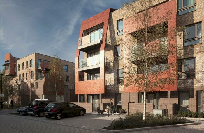 2 Bedroom Apartment To Rent In Bluebell House, Redwood Park, London, SE16