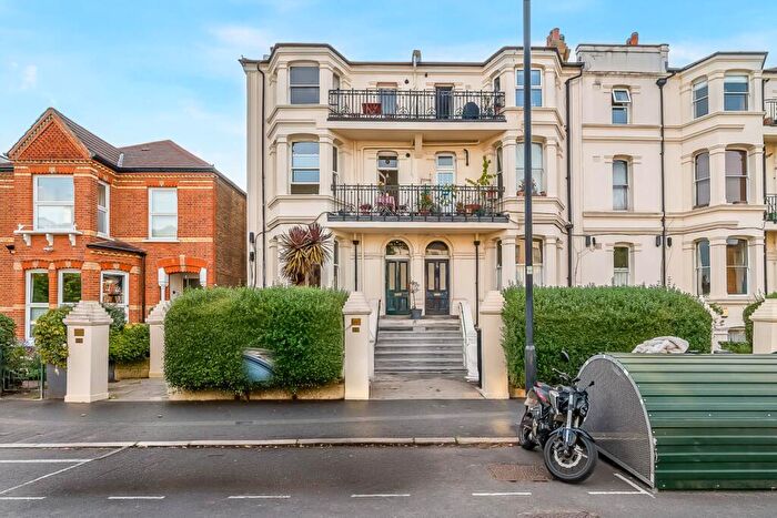 1 Bedroom Flat To Rent In Rosendale Road, Dulwich, SE21
