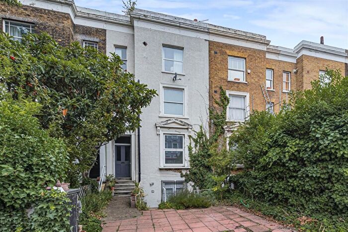 1 Bedroom Flat For Sale In Lewisham Way, New Cross, SE14