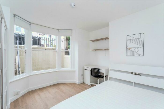 2 Bedroom Flat To Rent In York Grove, Brighton, BN1