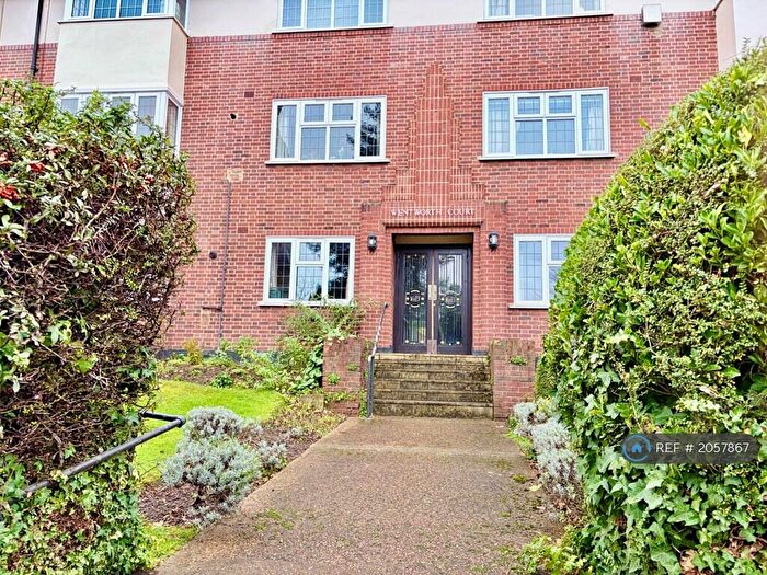 1 Bedroom Flat To Rent In St. Marks Hill, Surbiton, KT6