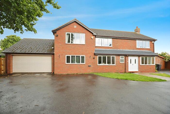 5 Bedroom Detached House For Sale In Charlecote Road, Wellesbourne, Warwick, Warwickshire, CV35