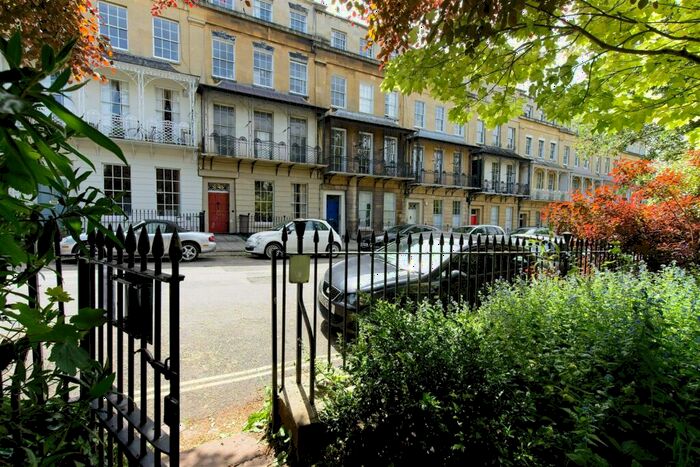 2 Bedroom Flat To Rent In Caledonia Place Clifton Bristol, BS8