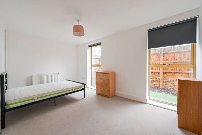 2 Bedroom Flat To Rent In Chalkley House, Tottenham, London, N15