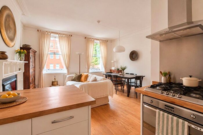 2 Bedroom Apartment For Sale In West End Lane, London, NW6