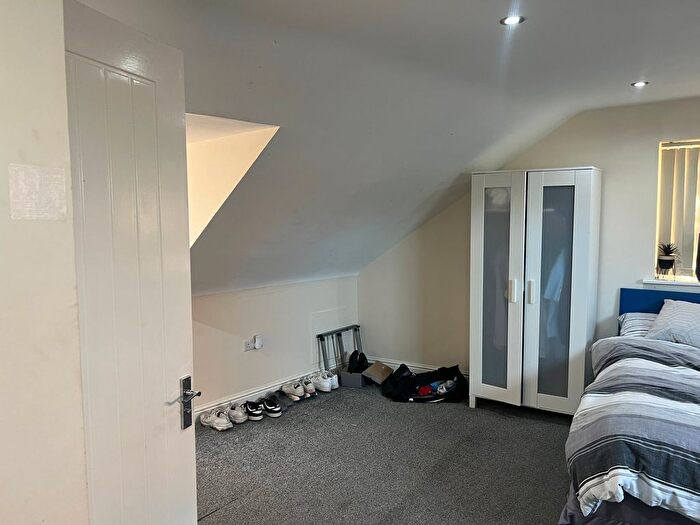 6 Bedroom Detached House To Rent In Derby Grove, Nottingham, NG7