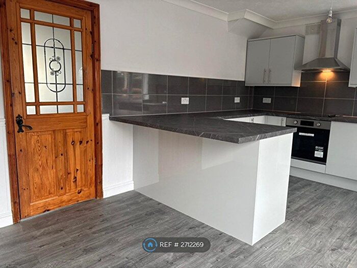 3 Bedroom Semi-detached House To Rent In Katrina Grove, Featherstone, Pontefract, WF7