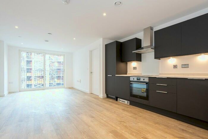 2 Bedroom Flat To Rent In Flat, Hairpin House, Bradford Street, Birmingham, B12