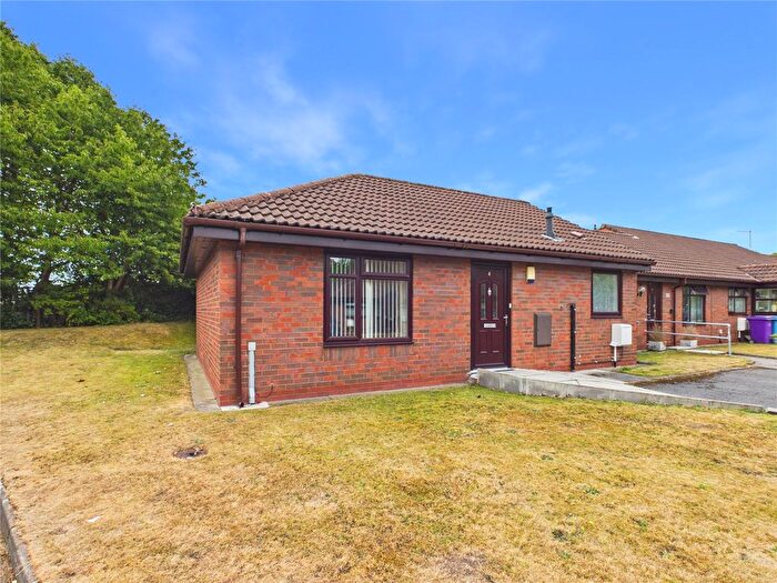 2 Bedroom Bungalow For Sale In Oakwood Close, Belle Vale, Liverpool, Merseyside, L25