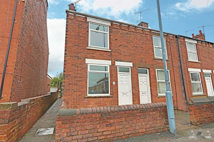 2 Bedroom End Of Terrace House For Sale In Baden Powell Road, Chesterfield, Derbyshire, S40
