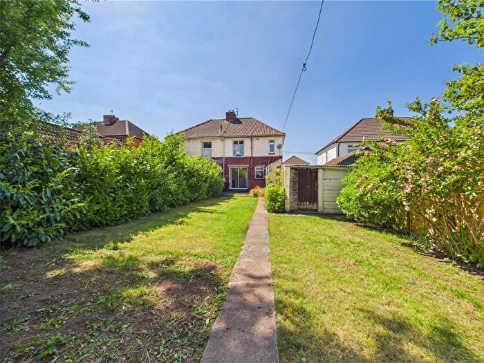 3 Bedroom Semi-Detached House For Sale In Park Road, Staple Hill, BS16