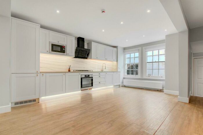2 Bedroom Flat To Rent In Primrose Gardens, Belsize Park, NW3