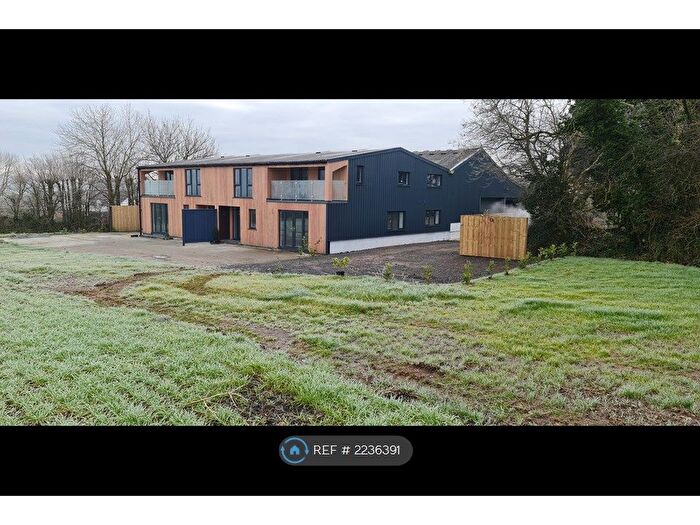 4 Bedroom Semi-Detached House To Rent In Providence Barns, Launceston, PL15