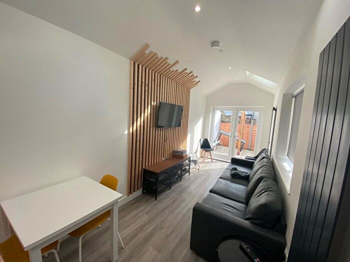 7 Bedroom Terraced House To Rent In Lawson Road, Southsea, Portsmouth, PO5