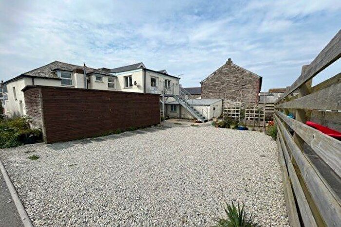 3 Bedroom Flat To Rent In Fore Street, Tintagel, PL34