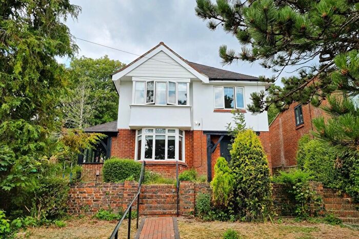 4 Bedroom Detached House For Sale In Drayton, Hampshire, PO6