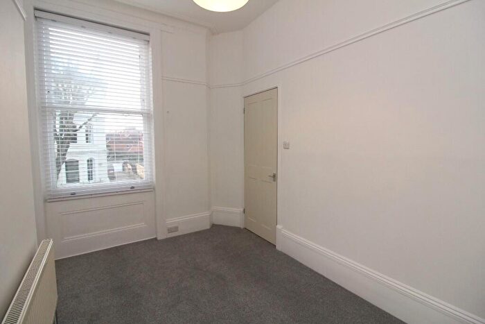 1 Bedroom Flat For Sale In St. Aubyns, Hove, BN3