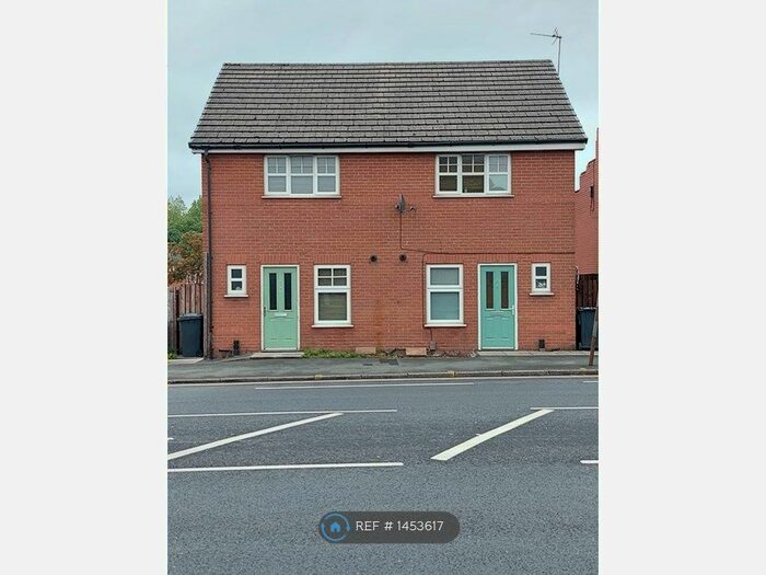 2 Bedroom Semi-Detached House To Rent In Carrington Street, Swinton, Manchester, M27