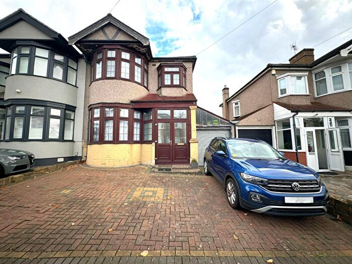 3 Bedroom Semi-Detached House To Rent In Fowey Avenue, Ilford, IG4