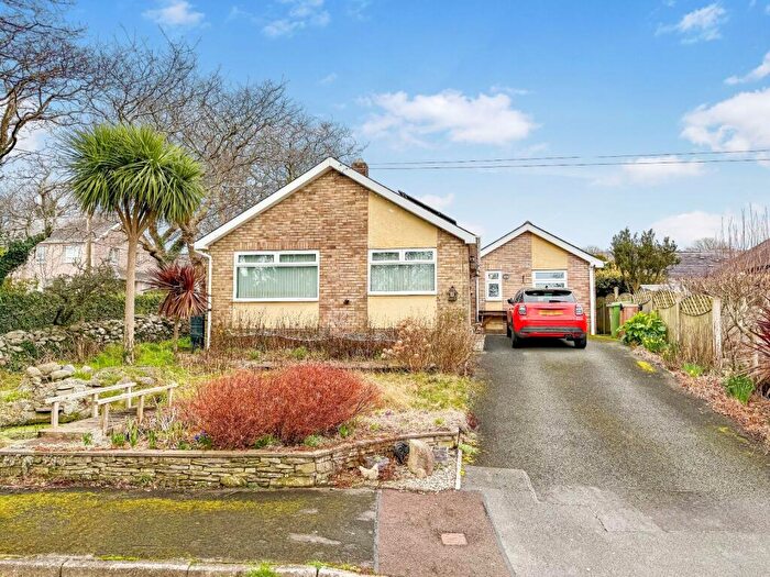 3 Bedroom Bungalow For Sale In Llwyn Ynn, Talybont, LL43