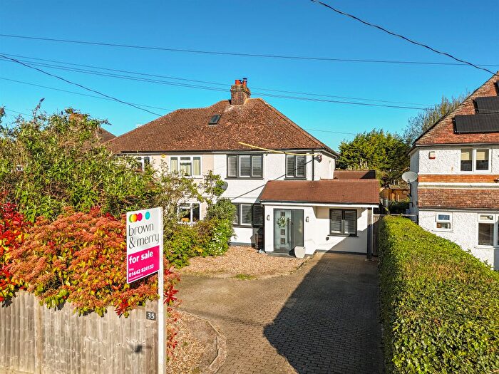 3 Bedroom Semi-Detached House For Sale In Lower Icknield Way, Marsworth, Tring, HP23