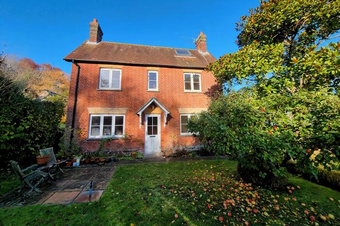 2 Bedroom Detached House For Sale In Churchill Court, The Coppice, Waterlooville, PO8